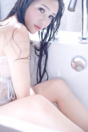 制服诱惑2在线观看_4K电影完整版在线观看