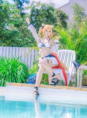 高岭家的二领花_高清无删减在线观看